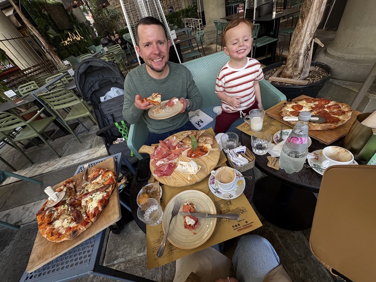 That red sauce with the prosciutto…to die for.